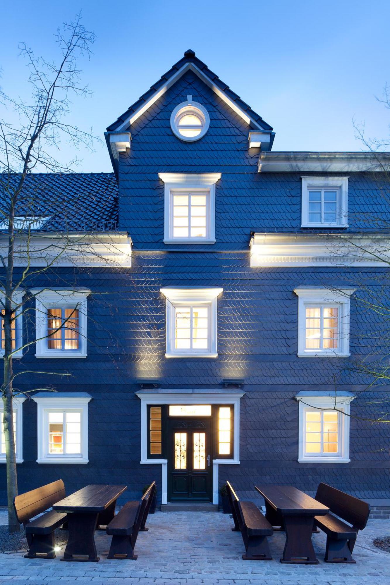 Zu Den Drei Linden Hotel Wermelskirchen Exterior photo